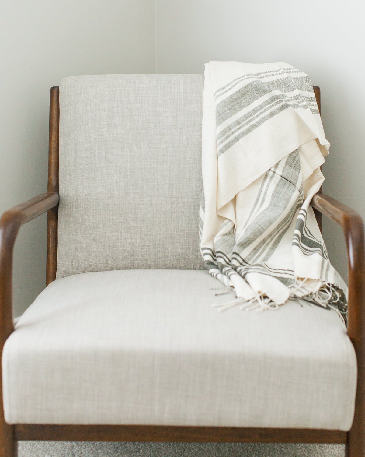 Cabin Hatch Cotton Throw Blanket Grey