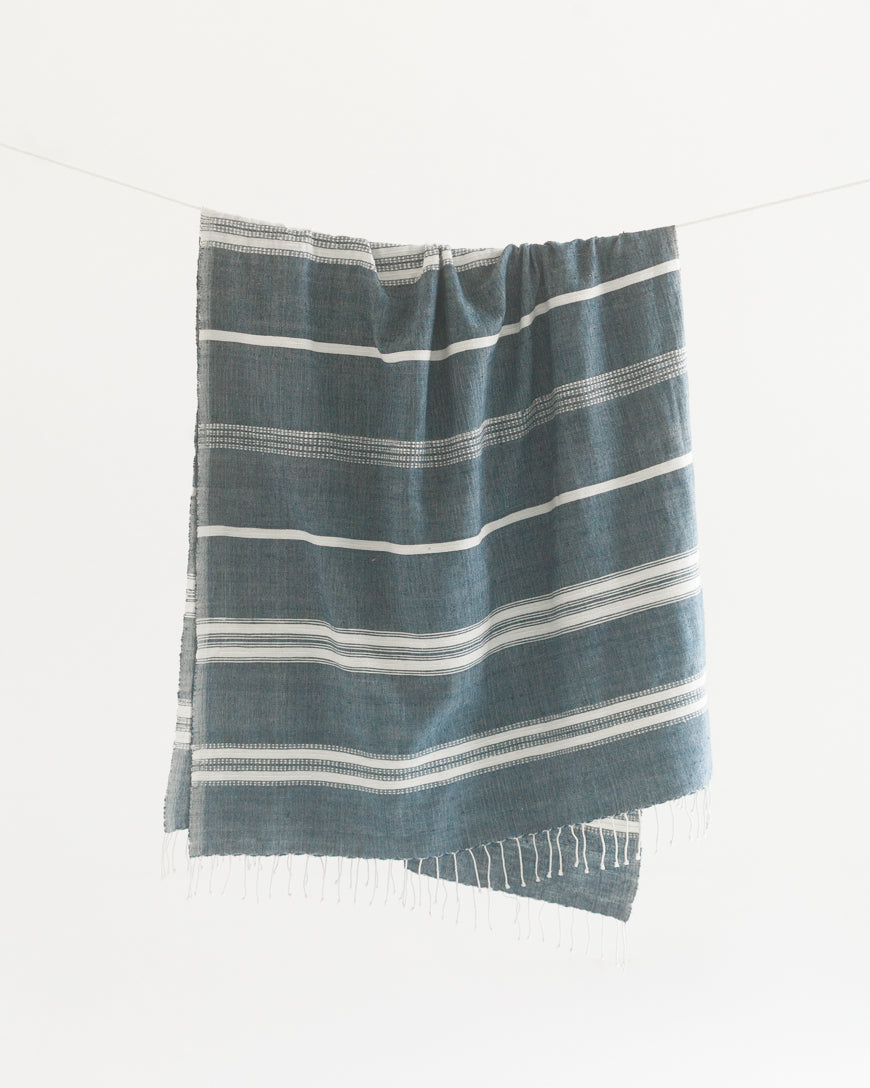 Aden Cotton Throw Blanket Navy with Natural